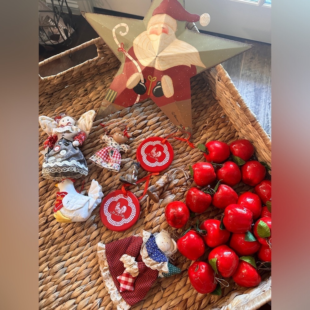 - Country farmhouse Christmas ornaments bundle
